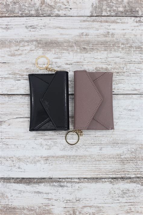 chloe keychain wallet.